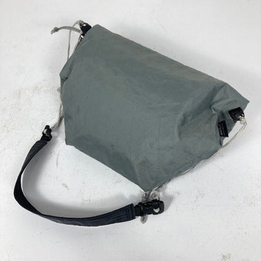 【OneSize グレー系】 Wanderlust Equipment ( ワンダーラストエクイップメント ) カンパラ パック Khampala Pack X-Grey x Brawn ナイロン バッグ ストレージ サコッシュポーチ z00058322 X-Gr