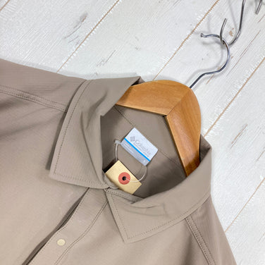 【Men's S ベージュ系】 Columbia ( コロンビア ) バルディビア リッジ シャツ Valdivia Ridge Shirt ポリエステル ウェア トップス インナー シャツ ロングスリーブシャツ 化繊 z00059261  化繊 ロングスリーブシャ