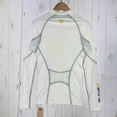 【Men's XS ホワイト系】 Skins ( スキンズ ) コンプレッション Vネック シャツ ナイロン ウェア トップス インナー シャツ ロングスリーブシャツ 化繊 z00059863  化繊 ロングスリーブシャツ インナー シャツ トップス ウェア