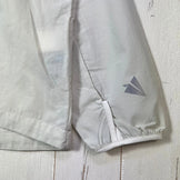 男女通用中号象牙色 Paper Sky Wear Wind Shell 连帽衫，ECRU 尼龙，软壳夹克，外套，z00053704，ECRU