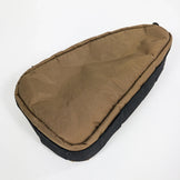 【OneSize カーキ系】 Swift Industries ( スウィフトインダストリーズ ) モクシー トップチューブ バッグ Moxie Top Tube Bag フレームパック サイクリングギア - 【公式】2ndGEAR（セカンドギア）Webショップ【登山用品・アウトドア用品専門 買取販売店】