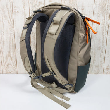 【OneSize ベージュ系】 Mystery Ranch ( ミステリーランチ ) ディストリクト 18 District 18 ナイロン バッグ ストレージ バックパック デイパック 容量【～29L】 z00051277 デイパック 容量【～29L】 バックパ - 【公式】2ndGEAR（セカンドギア）Webショップ【登山用品・アウトドア用品専門 買取販売店】