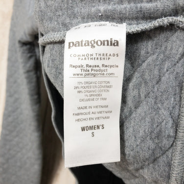 【Women's S グレー系】 Patagonia ( パタゴニア ) コットン キルト スナップ ティー プルオーバー Cotton Quilt Snap-T Pullover オーガニックコットン 25280 International Women's 希少色 - 【公式】2ndGEAR（セカンドギア）Webショップ【登山用品・アウトドア用品専門 買取販売店】