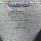 【Men's M グレー系】 Patagonia ( パタゴニア ) ロングスリーブ キャプリーン クール メリノ グラフィック シャツ Long-Sleeved Capilene Cool Merino Graphic Shirt メリノウール ウェア トップス