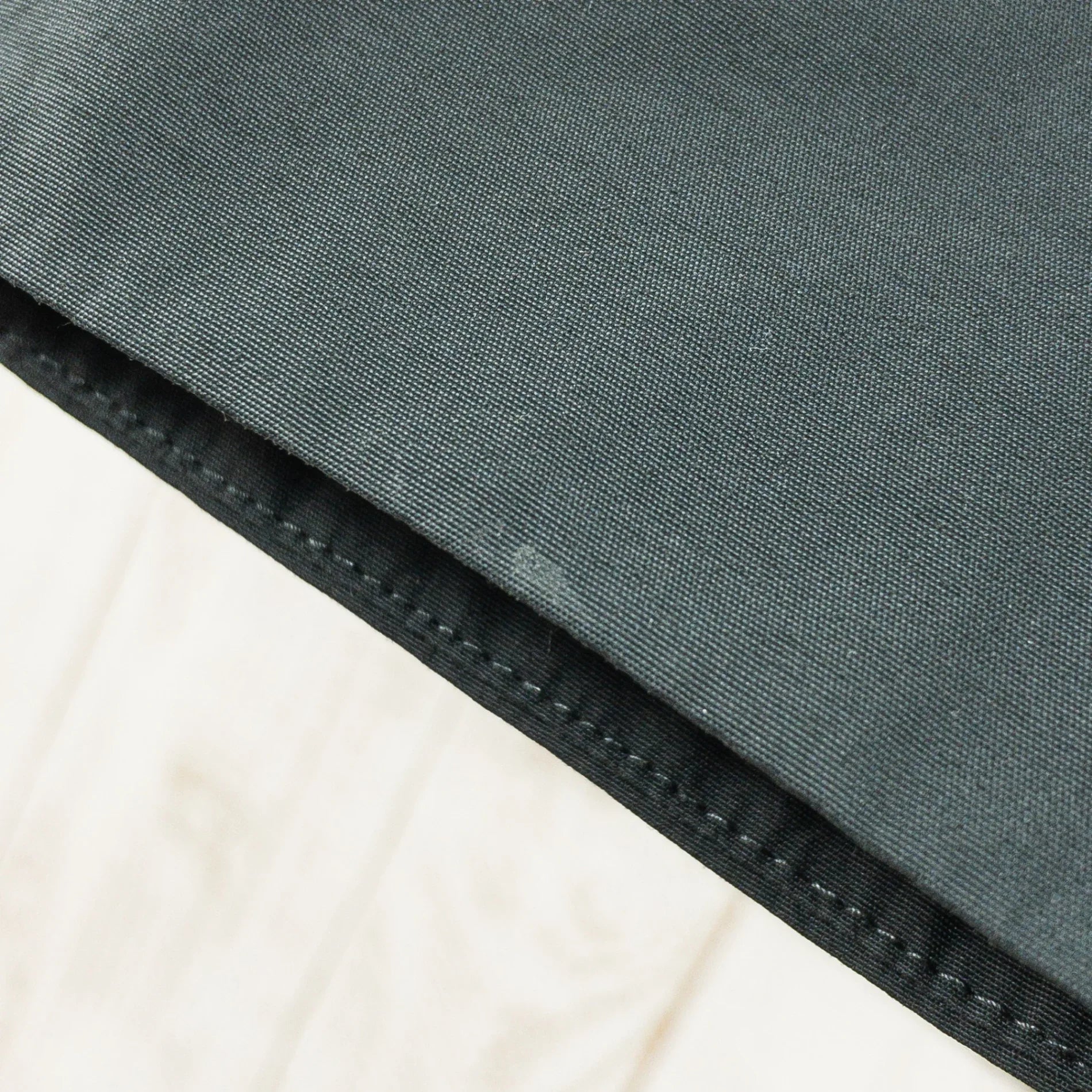 【Men's M ブラック系】 Chums ( チャムス ) スプリングデールゴアテックスジャケット Spring Dale Gore-Tex Jacket ナイロン ウェア トップス アウター ジャケット レインシェル GORE-TEX ( ゴアテックス ) z0 - 【公式】2ndGEAR（セカンドギア）Webショップ【登山用品・アウトドア用品専門 買取販売店】