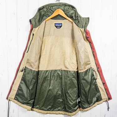 男式小号绿色 2020 Patagonia 再生尼龙派克大衣 (CSC) 停产款，难寻尼龙服装、上衣、外套 z00052839 CSC