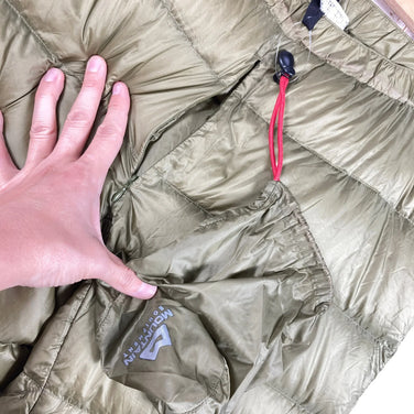 【Men's L グリーン系】 Mountain Equipment ( マウンテンイクイップメント ) パウダー パンツ Powder Pant ダウン 425423 Men's ダウンインサレーション ロングパンツ ボトムス ウェア - 【公式】2ndGEAR（セカンドギア）Webショップ【登山用品・アウトドア用品専門 買取販売店】