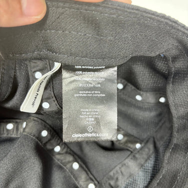 【OneSize ブラック系】 Ciele Athletics ( シエル アスレチックス ) FST キャップ 2 FST Cap 2 ポリエステル ウェア ウェア小物 ヘッドウェア キャップ z00057962  キャップ ヘッドウェア ウェア小物 ウェア