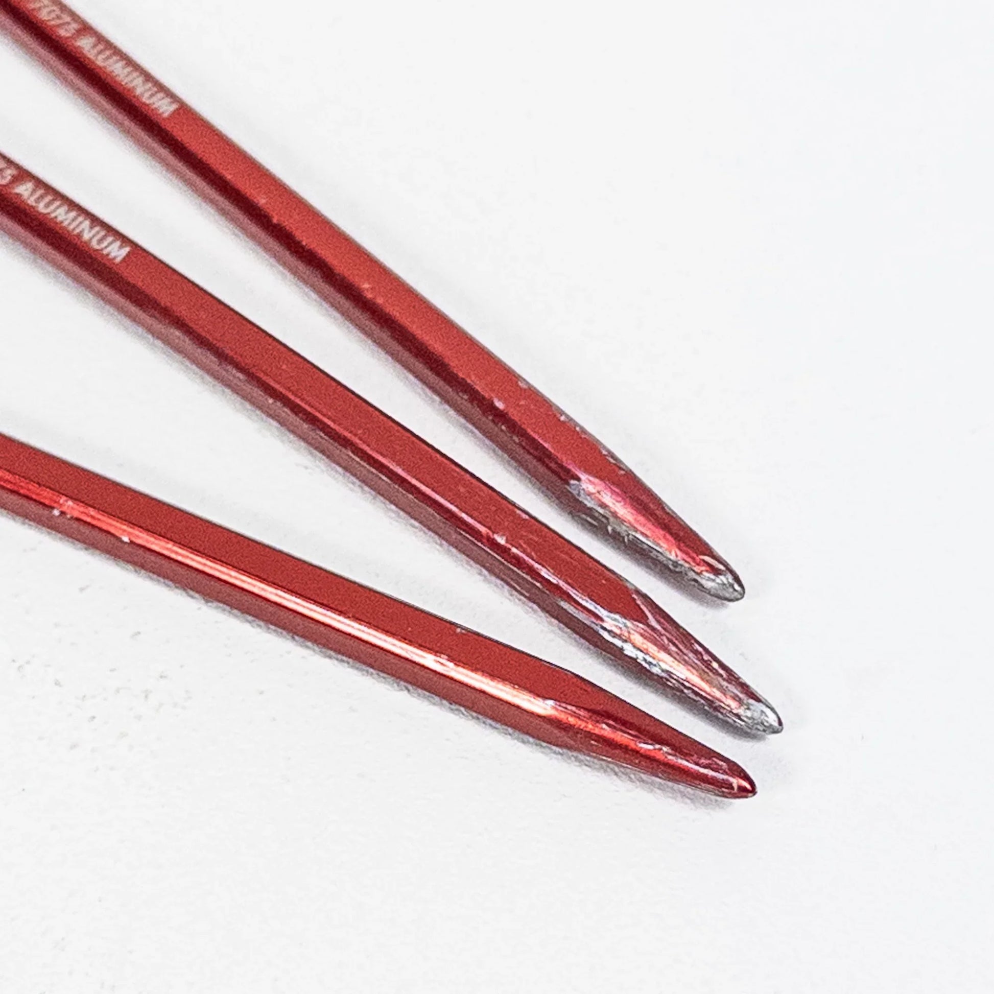 【OneSize レッド系】 Msr ( エムエスアール ) セカンドギアオリジナルパック カラーペグ キャンピングギア ペグ ステーク z00052676 ペグ ステーク キャンピングギア - 【公式】2ndGEAR（セカンドギア）Webショップ【登山用品・アウトドア用品専門 買取販売店】