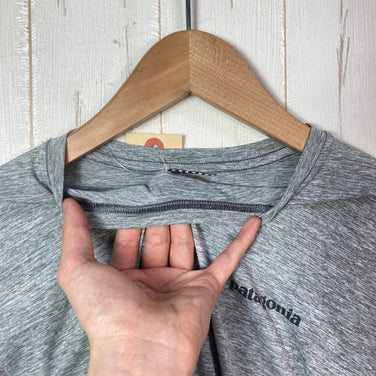 【Men's S グレー系】 2020 Patagonia ( パタゴニア ) キャプリーン クール デイリー グラフィック シャツ Capilene Cool Daily Graphic Shirt PLFE ポリエステル ウェア トップス インナー シャツ シ