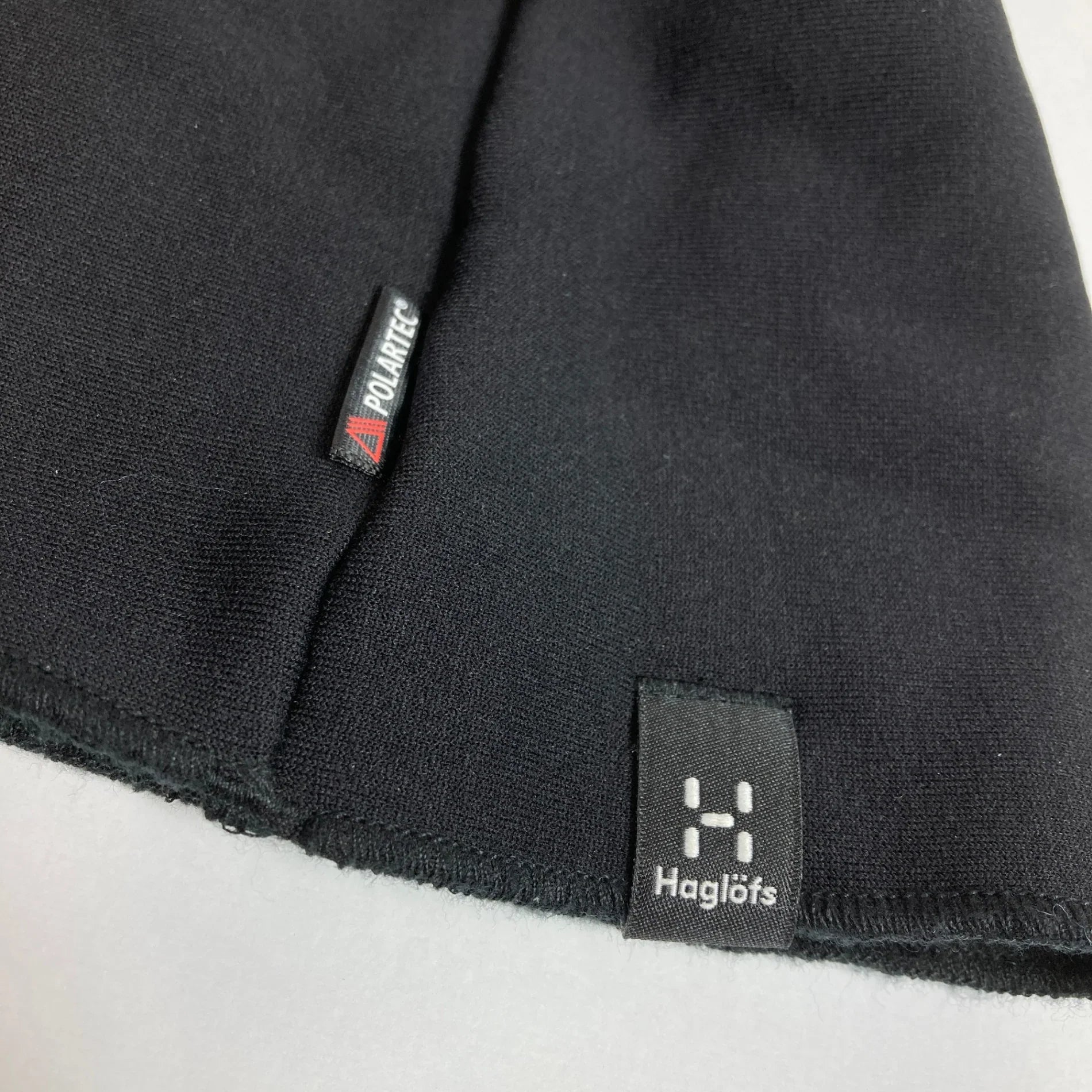 【Unisex OneSize ブラック系】 Haglofs ( ホグロフス ) ファナティック プリント キャップ Fanatic Print Cap ポリエステル ウェア ウェア小物 ヘッドウェア ビーニー ポーラテック・パワーストレッチ z00050238 ビーニー ヘッ - 【公式】2ndGEAR（セカンドギア）Webショップ【登山用品・アウトドア用品専門 買取販売店】