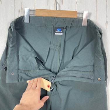 【Men's M グレー系】 Finetrack ( ファイントラック ) カミノ ハーフパンツ スチールグレー ポリエステル ウェア ボトムス ショーツ ショートパンツ ソフトシェル z00059082 スチールグレー ソフトシェル ショーツ ショートパンツ ボ