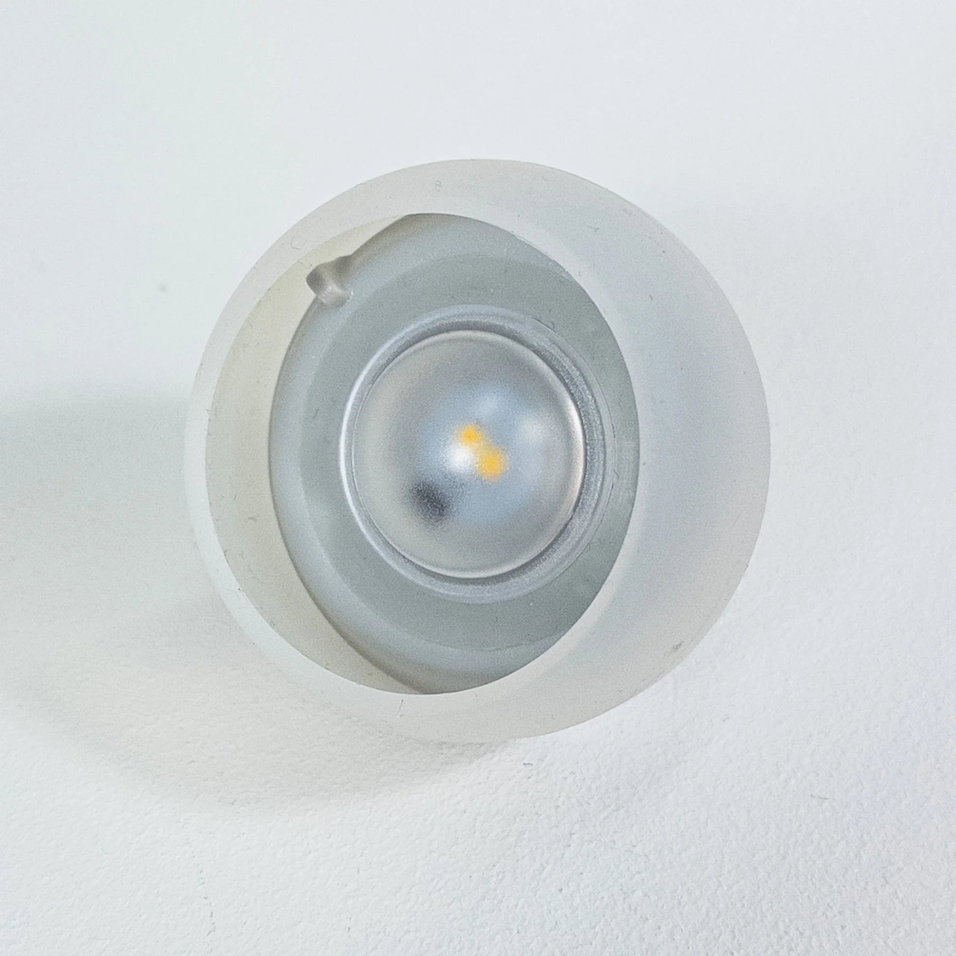 【OneSize ホワイト系】 Snowpeak ( スノーピーク ) たねほおずき ゆき ライティングギア ハンドライト z00051402 ハンドライト ライティングギア - 【公式】2ndGEAR（セカンドギア）Webショップ【登山用品・アウトドア用品専門 買取販売店】