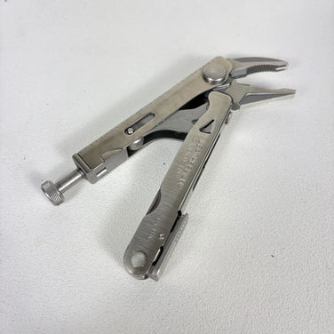 【OneSize シルバー系】 Leatherman ( レザーマン ) クランチ Crunch キャンピングギア 刃物 マルチツール z00054955  マルチツール 刃物 キャンピングギア