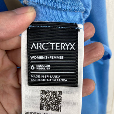 【Women's 6 ブルー系】 Arcteryx ( アークテリクス ) エンブレム フリース ジョガー ウィメンズ Emblem Fleece Jogger Women's Glacial オーガニックコットン テーパード オーガニックコットン ウェア ボトムス