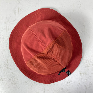 【Unisex M レッド系】 2024 Yamatomichi ( 山と道 ) ストレッチ メッシュ ハット Stretch Mesh Hat Brick Red ポリエステル ウェア ウェア小物 ヘッドウェア ハット z00060098 Brick Red ハッ