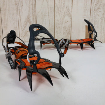 【OneSize オレンジ系】 Petzl ( ペツル ) バサック レバーロック 12本爪アイゼン セミワンタッチ クランポン アイゼン ウィンターギア - 【公式】2ndGEAR（セカンドギア）Webショップ【登山用品・アウトドア用品専門 買取販売店】