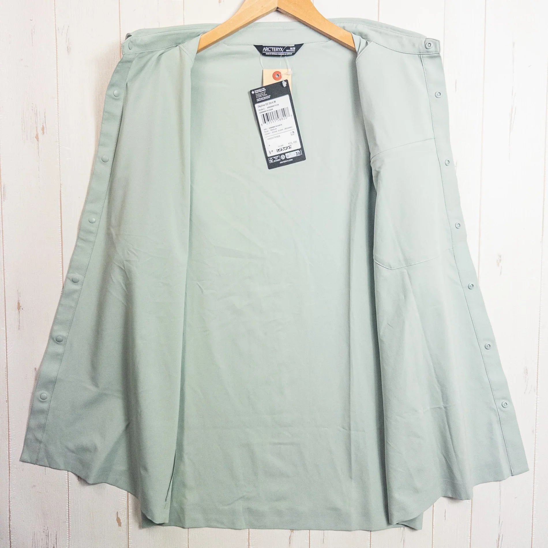 【Men's M グリーン系】 Arcteryx ( アークテリクス ) スカイライン ショートスリーブ シャツ Skyline SS Shirt Stone Green ポリエステル ウェア トップス インナー シャツ ショートスリーブシャツ 化繊 z000525 - 【公式】2ndGEAR（セカンドギア）Webショップ【登山用品・アウトドア用品専門 買取販売店】