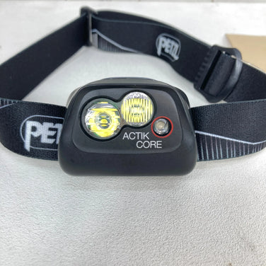 【均码 黑色系】Petzl (攀索) Actik Core 头灯 450流明 照明装备 头灯 z00057708 照明装备