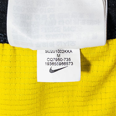 Nike Flex Stride 5英寸越野跑短裤，男款，中号，黄色。涤纶。