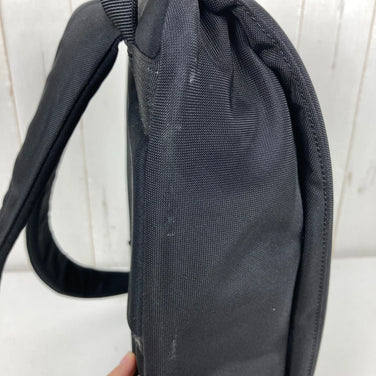 Arcteryx Blade 6 背包（均码，黑色） - 已停产且难以找到的尼龙储物背包/日用背包，容量：最大 29 升 (z00054481)
