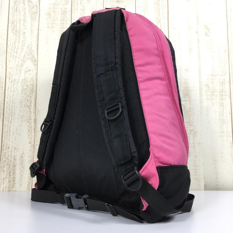 [One Size Pink] Gregory Classic Daypack 26L Fuchsia Blue Tag Old Tag Made in USA Backpack Hard to Find Fuchsia / Blue Letter Tag Daypack Capacity [