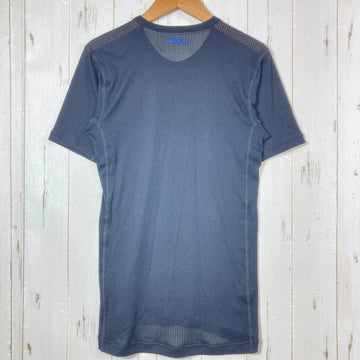 【Men's M ブラック系】 Finetrack ( ファイントラック ) ドライレイヤー ベーシックT ポリエステル ウェア トップス インナー シャツ ショートスリーブTシャツ クルーネック 化繊 z00057544  化繊 ショートスリーブTシャツ クルーネ - 0