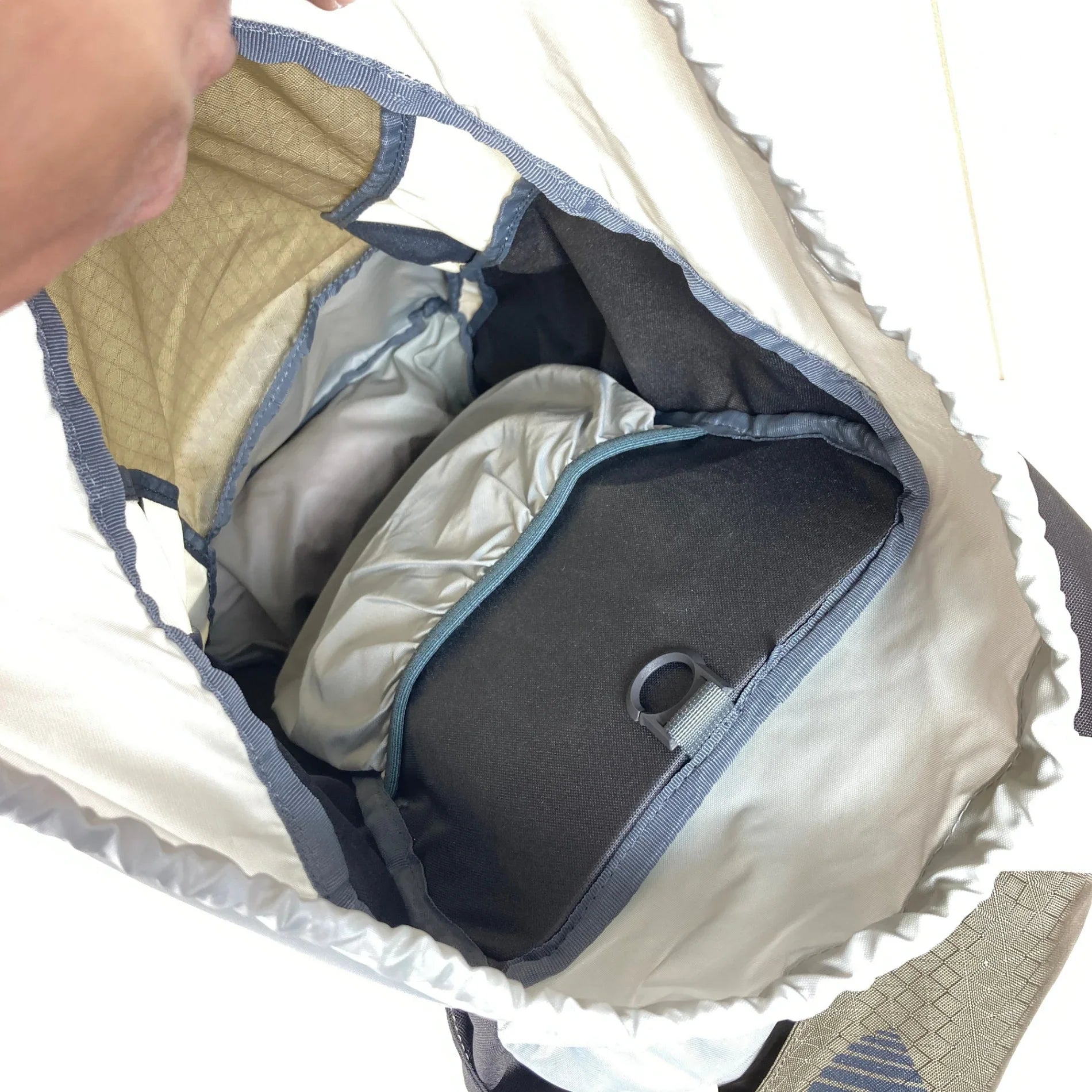 【OneSize グリーン系】 Vaude ( ファウデ ) ブレンタ 26 Brenta 26 ナイロン バッグ ストレージ バックパック デイパック 容量【～29L】 z00051087 デイパック 容量【～29L】 バックパック バッグ ストレージ - 【公式】2ndGEAR（セカンドギア）Webショップ【登山用品・アウトドア用品専門 買取販売店】