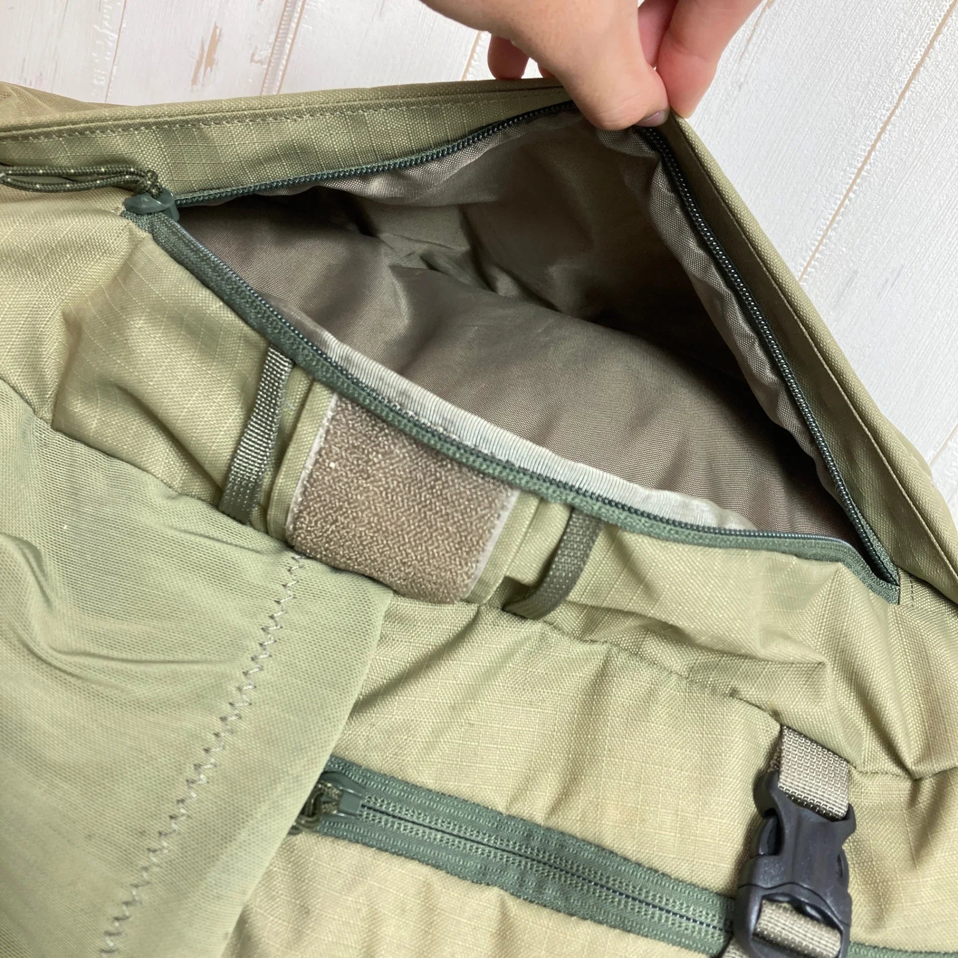 【OneSize グリーン系】 2022 Patagonia ( パタゴニア ) ステルスパック 30L Stealth Pack 30L SKA ナイロン バッグ ストレージ バックパック デイパック 容量【～29L】 z00052402 SKA デイパック 容量 - 【公式】2ndGEAR（セカンドギア）Webショップ【登山用品・アウトドア用品専門 買取販売店】