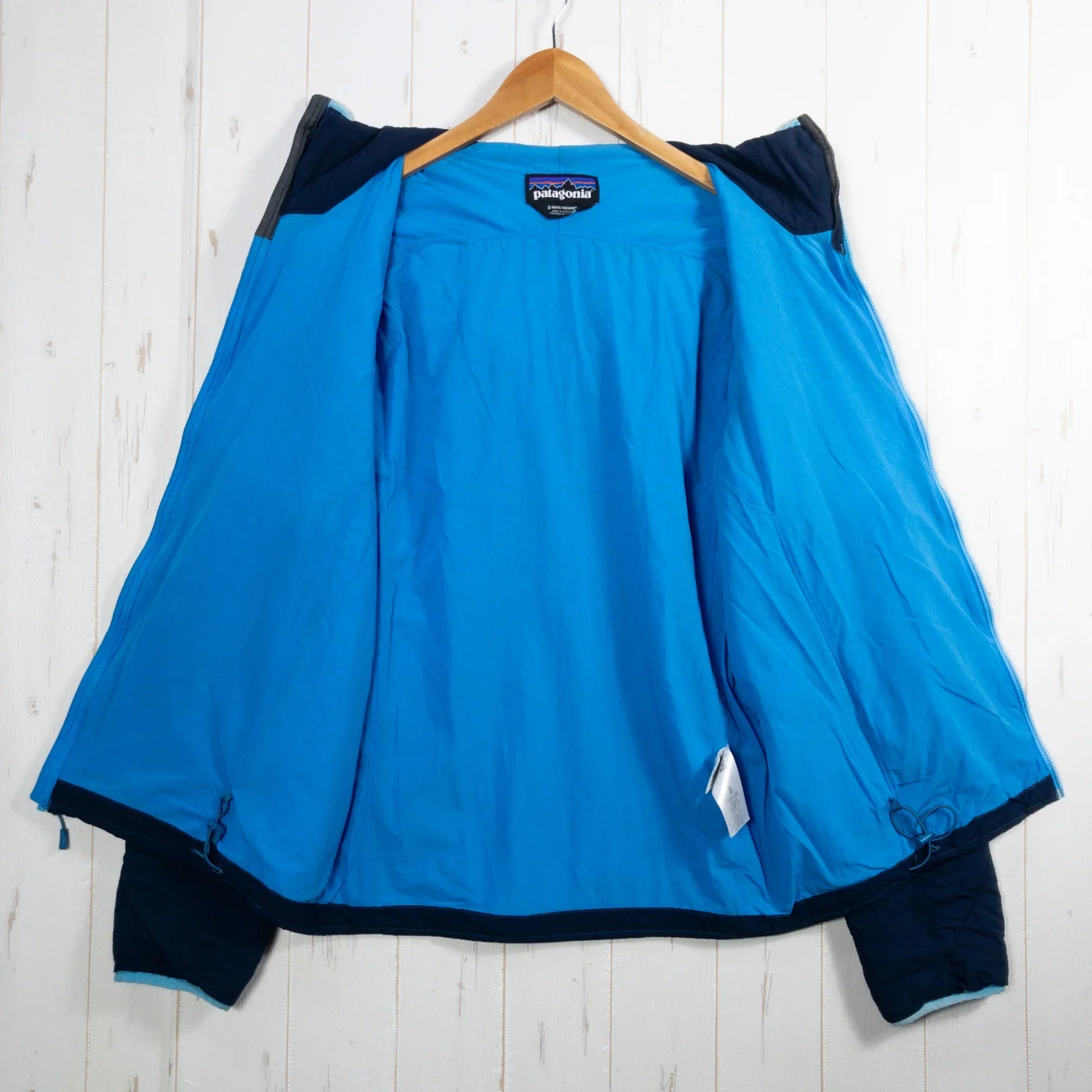 【Men's S ネイビー系】 2015 Patagonia ( パタゴニア ) ナノエア フーディ Nano-Air Hoody NVYB ナイロン ウェア トップス アウター ジャケット 化繊インサレーション z00052580 NVYB 化繊インサレーション - 【公式】2ndGEAR（セカンドギア）Webショップ【登山用品・アウトドア用品専門 買取販売店】