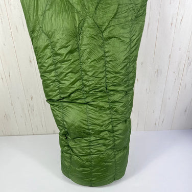 [Regular Green] Warbonnet Outdoors Diamondback TopQuilt, a hard-to-find, sewn-together footbox down sleeping system.