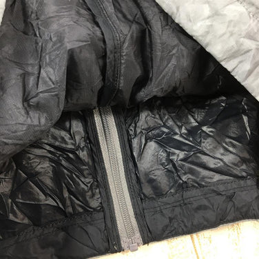 【Men's XL グレー系】Finetrack ( ファイントラック ) ポリゴン 2 Ul フーディ Polygon 2 Ul Hoody アクティブインサレーション ジャケット FIM0306 Asian Men's 化繊インサレーション アウター ジャケット トップス ウェア - 【公式】2ndGEAR（セカンドギア）Webショップ【登山用品・アウトドア用品専門 買取販売店】