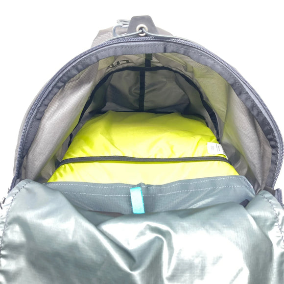 【OneSize グレー系】 Paago Works ( パーゴワークス ) ラッシュ 20 Rush 20 Shadow Gray ナイロン バッグ ストレージ バックパック デイパック 容量【～29L】 z00058044 Shadow Gray デイパック