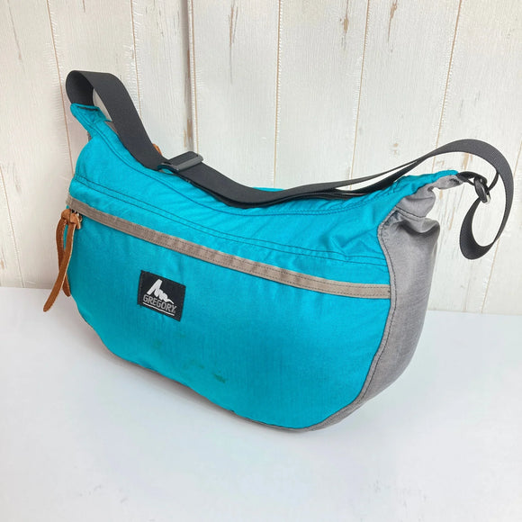 【OneSize ブルー系】 Gregory ( グレゴリー ) サッチェル Mサイズ Satchel M 銀タグ 旧タグ Turquoise｜Silver Gray クーリエバッグ ショルダーバッグ メッセンジャーバッグ バッグ ストレージ - 【公式】2ndGEAR（セカンドギア）Webショップ【登山用品・アウトドア用品専門 買取販売店】