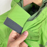 【Men's S グリーン系】 Inov8 ( イノヴェイト ) ストーム シェル フルジップ Stom Shell FZ ナイロン ウェア トップス アウター ジャケット レインシェル z00059101  レインシェル アウター ジャケット トップス ウェア