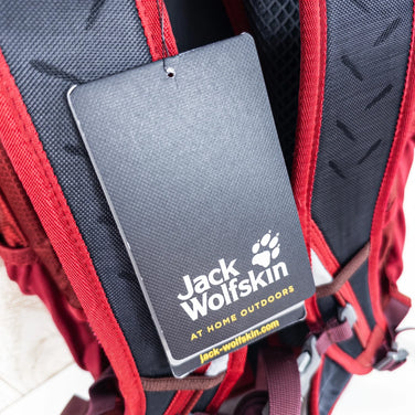 【Unisex OneSize レッド系】 Jackwolfskin ( ジャックウルフスキン ) モアブジャム 24 Red Maroon ナイロン バッグ ストレージ バックパック デイパック 容量【～29L】 z00050393 Red Maroon デイパック 容量【～ - 【公式】2ndGEAR（セカンドギア）Webショップ【登山用品・アウトドア用品専門 買取販売店】