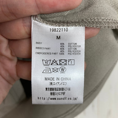 【Men's M ベージュ系】 Kavu ( カブー ) 別注 ビッグシルエット ロゴバックプリント Tシャツ Exclusive Oversized Logo Back-Print T-Shirt グレイッシュ ベージュ 2026SS FREAK'S STORE