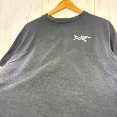 【Men's M ブラック系】 Arcteryx ( アークテリクス ) クラッグ エスエル コットン ショート スリーブ ティー Kragg SL Cotton SS コットン ウェア トップス インナー シャツ ショートスリーブTシャツ クルーネック コットン