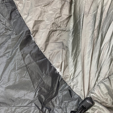 【Unisex OneSize グレー系】 Nanga ( ナンガ ) オーロラライト ハーフジップ 1000DX Aurora Light Halfzip 1000DX Sleeping Bag さかいや別注 ダウン スリーピングシステム 寝袋 ダウンシュラフ z000611