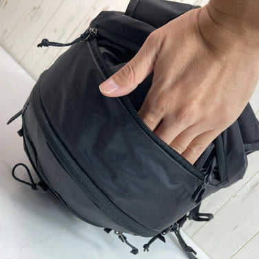 【M ブラック系】 2025 Patagonia ( パタゴニア ) テラヴィア パック 22L Terravia Pack 22L BLK ナイロン バッグ ストレージ バックパック デイパック 容量【～29L】 z00054209 BLK デイパック