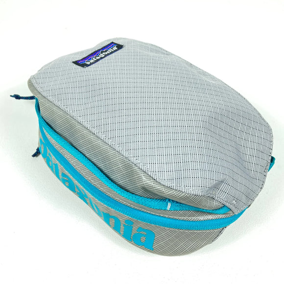 【OneSize グレー系】 2016 Patagonia ( パタゴニア ) ブラックホール キューブ スモール Black Hole Cube Small ポリエステル バッグ ストレージ 外付けポーチ z00054456  外付けポーチ バッグ ストレージ