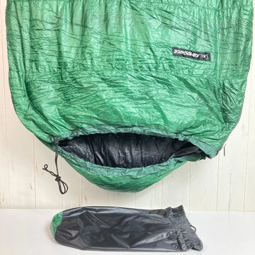 【OneSize グリーン系】 Nanga ( ナンガ ) カモシカオリジナルシュラフ 500 UDD ロング GRN カモシカスポーツ 別注モデル ダウン スリーピングシステム 寝袋 ダウンシュラフ z00052483 GRN ダウンシュラフ 寝袋 スリーピングシ - 【公式】2ndGEAR（セカンドギア）Webショップ【登山用品・アウトドア用品専門 買取販売店】