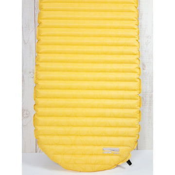 【Women's OneSize イエロー系】 Thermarest ( サーマレスト ) ネオエアー Xライト ウィメンズ レギュラー Neoair Xlite Women's Regular Women's 女性用 エアマット マット スリーピングパッド スリーピングシステム - 【公式】2ndGEAR（セカンドギア）Webショップ【登山用品・アウトドア用品専門 買取販売店】