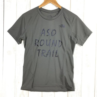 【Men's S ブラウン系】 The North Face ( ザ・ノースフェイス ) × 阿蘇ラウンドトレイル トレイルランニング大会 限定tシャツ 速乾 Asian Men's 化繊 ショートスリーブTシャツ クルーネック インナー シャツ トップス ウェア - 【公式】2ndGEAR（セカンドギア）Webショップ【登山用品・アウトドア用品専門 買取販売店】