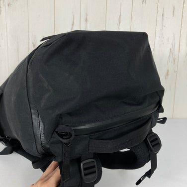 【Unisex OneSize ブラック系】 Mystery Ranch ( ミステリーランチ ) カタリスト 22 Catalyst 22 Black 3ジップ 500D リサイクルコーデュラナイロン ナイロン バッグ ストレージ バックパック デイパック 容量【～29L】 z