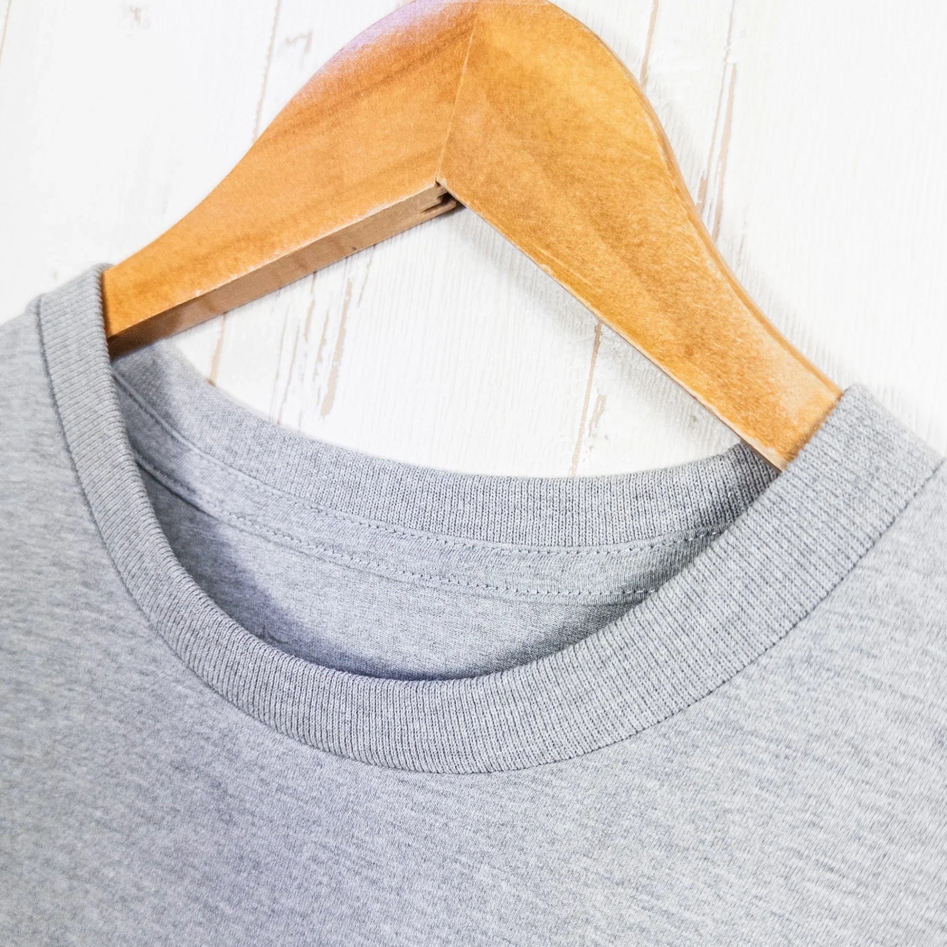 【Men's S グレー系】 Teton Bros ( ティートンブロス ) ダートバッグ ガール ティー Dirtbag Girl Tee Gray ポリエステル ウェア トップス インナー シャツ ショートスリーブTシャツ クルーネック 化繊 z0005201 - 【公式】2ndGEAR（セカンドギア）Webショップ【登山用品・アウトドア用品専門 買取販売店】