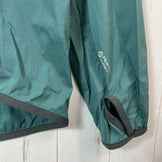 Teton Bros Men's Wind River Hoody, Size M, Green. Nylon outerwear jacket with windshell construction. Product code: z00054408.