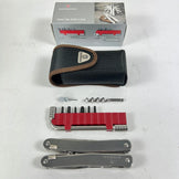【OneSize レッド系】 Victorinox ( ビクトリノックス ) スイスツール スピリット エックス プラス Swiss Tool SX Plus 64013 z00056996  マルチツール 刃物 キャンピングギア