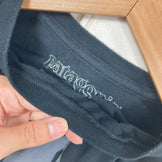 【Men's XS ブラック系】 Patagonia ( パタゴニア ) リブ シンプリー ティー Live Simply Tee 生産終了モデル 入手困難 アメリカ製 コットン ウェア トップス インナー シャツ ショートスリーブTシャツ クルーネック コットン z