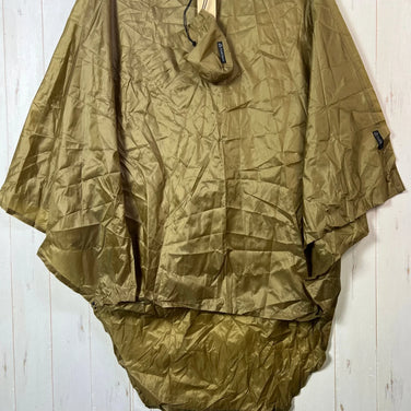 Unisex, One Size, Beige. Trail Bum Gnu Cape Khaki Nylon Poncho (z00055403).